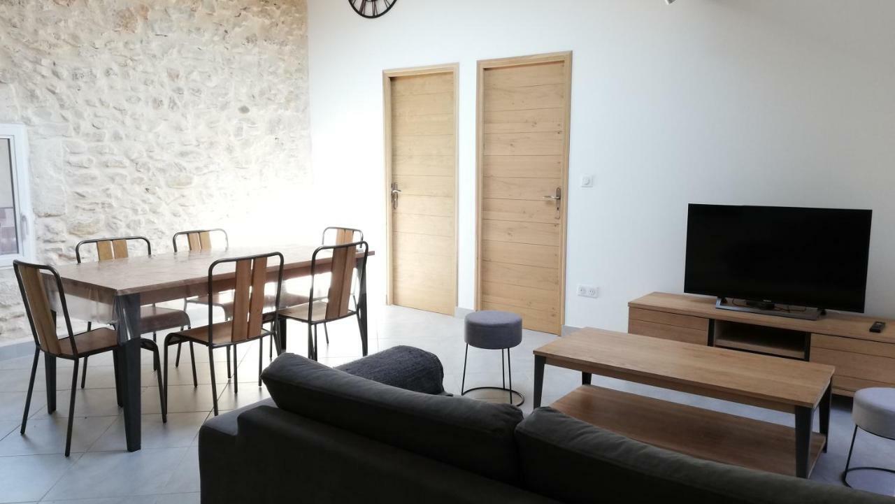 Gite Du Domaine Saint Jean De L'Arbousier カストリ エクステリア 写真